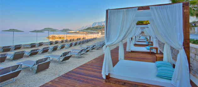 AD Hotelska Oprema plaža hotela medora auri slika